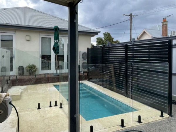 Swimming Pool Guardrail Case